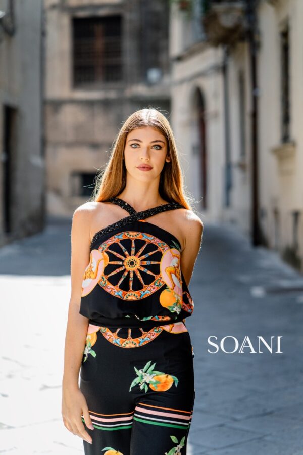 Soani_AbitoStola_502022s-front3